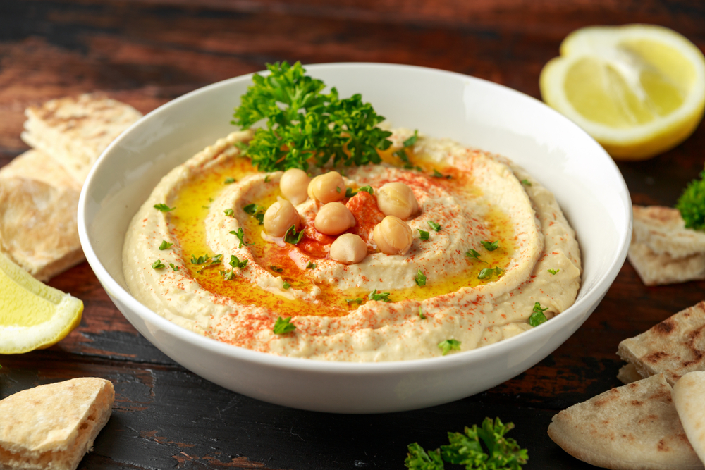 Can You Use a Blender to Make Hummus?